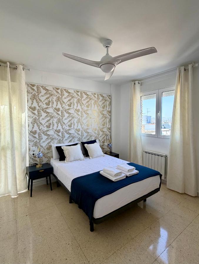 Segundo dormitorio con cama doble